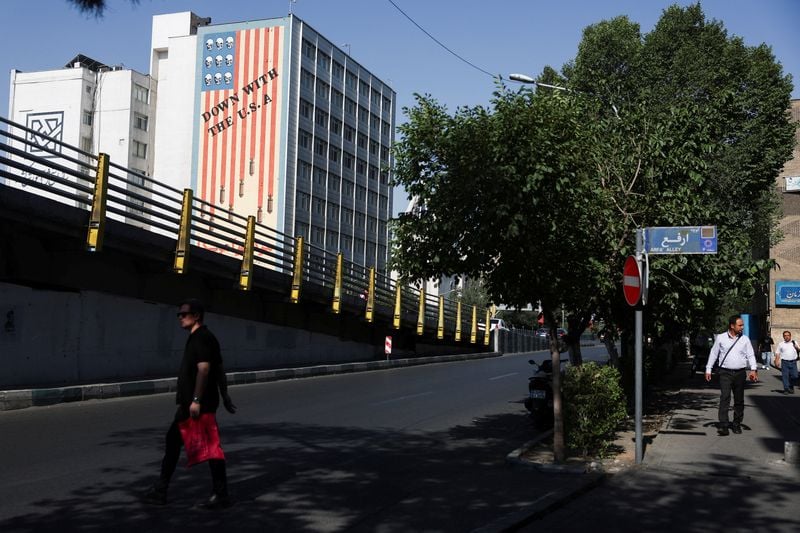 You are currently viewing Iran seeks funds as US talks edge to interim deal, sources say