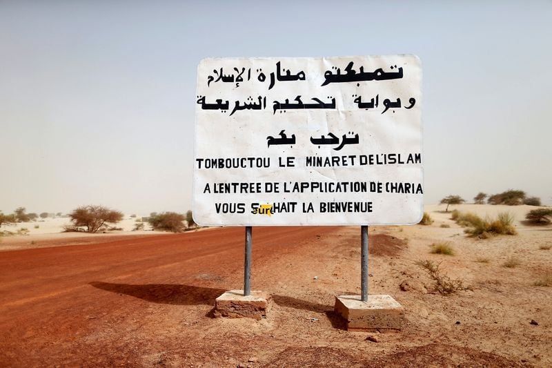 You are currently viewing Al Qaeda-linked militants curb their brutality in seized Malian territory
