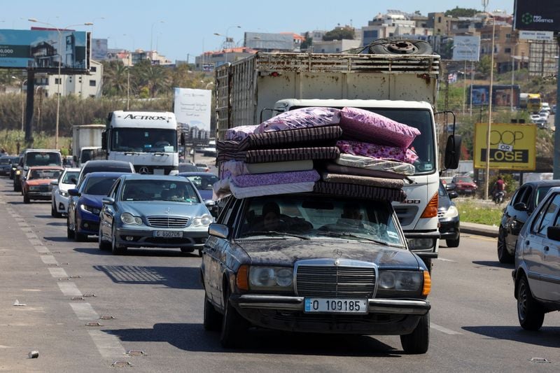 You are currently viewing Lebanon warns displaced against rushing home after US-Iran deal