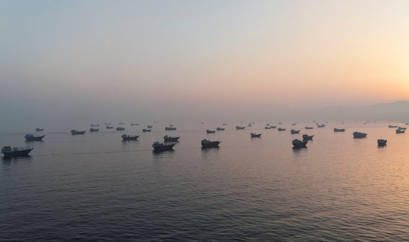 You are currently viewing Energy shares fall as Iran deal lowers Hormuz disruption risk