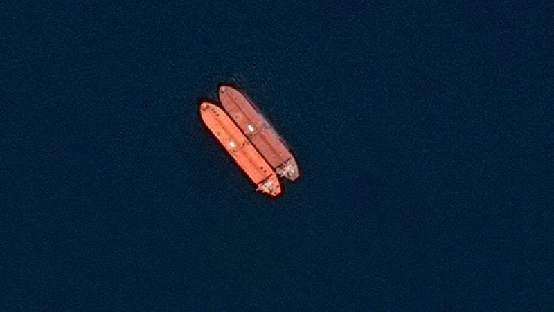 You are currently viewing Exclusive-The U.S. is using an Iranian smuggling tactic to sneak oil out of the Gulf