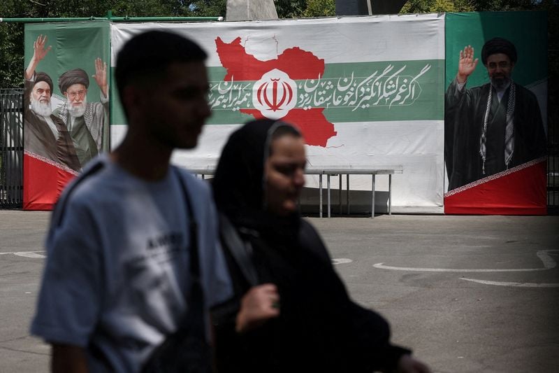 You are currently viewing Iranian Guards’ business empire to win big if U.S. sanctions lifted
