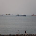 Read more about the article Shipping slows after Iran says it has again shut the Strait of Hormuz