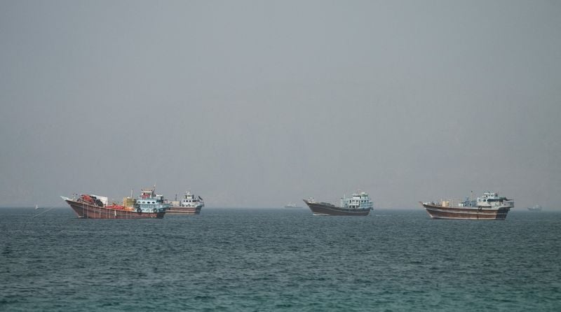 You are currently viewing Oil edges lower amid resumption of strait shipments even as vessel hit near Oman