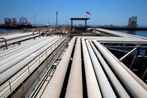 Read more about the article Saudi Aramco resumes oil loading at Ras Tanura after 4-month halt, data shows