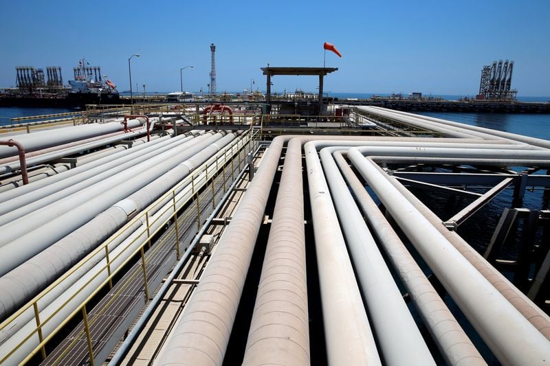You are currently viewing Saudi Aramco resumes oil loading at Ras Tanura after 4-month halt, data shows