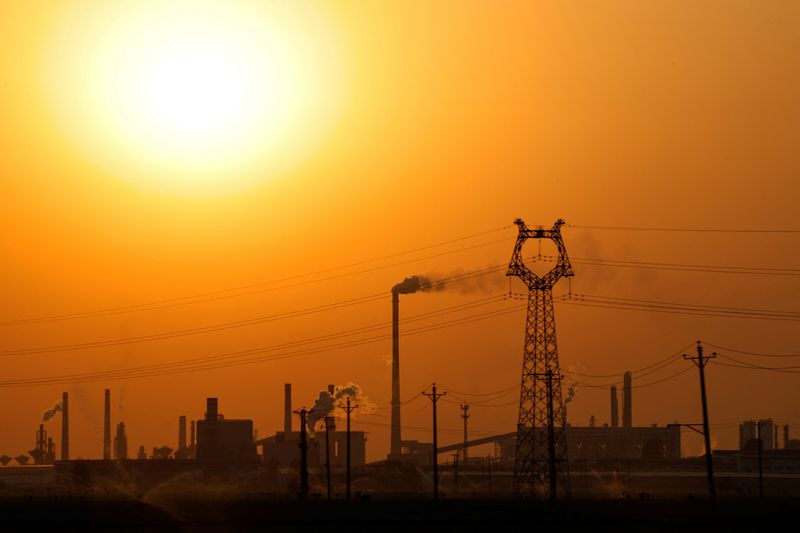 You are currently viewing China industrial profits stay resilient as economy leans on factories, exports