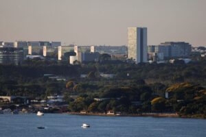 Read more about the article Brazil’s gross debt tops forecasts as interest burden mounts in May