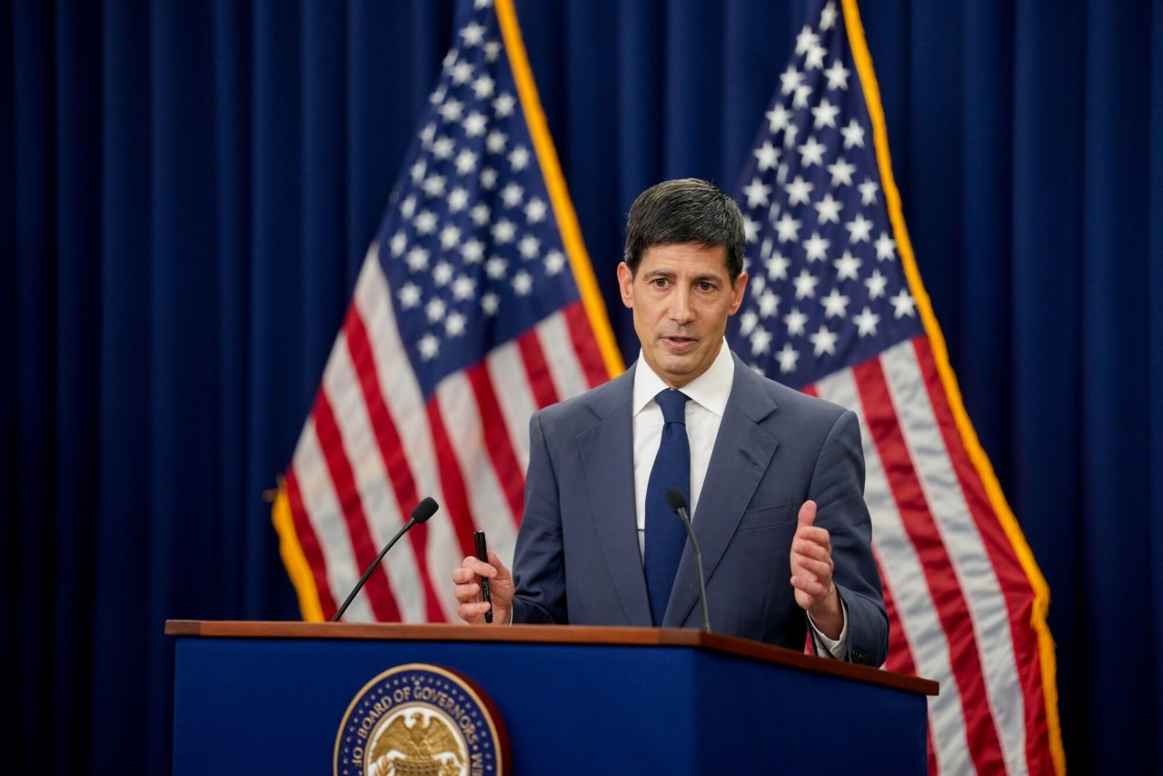 You are currently viewing Federal Reserve Chairman Kevin Warsh has tapped two veteran central-bank economists to serve as advisers, according to people familiar with the matter