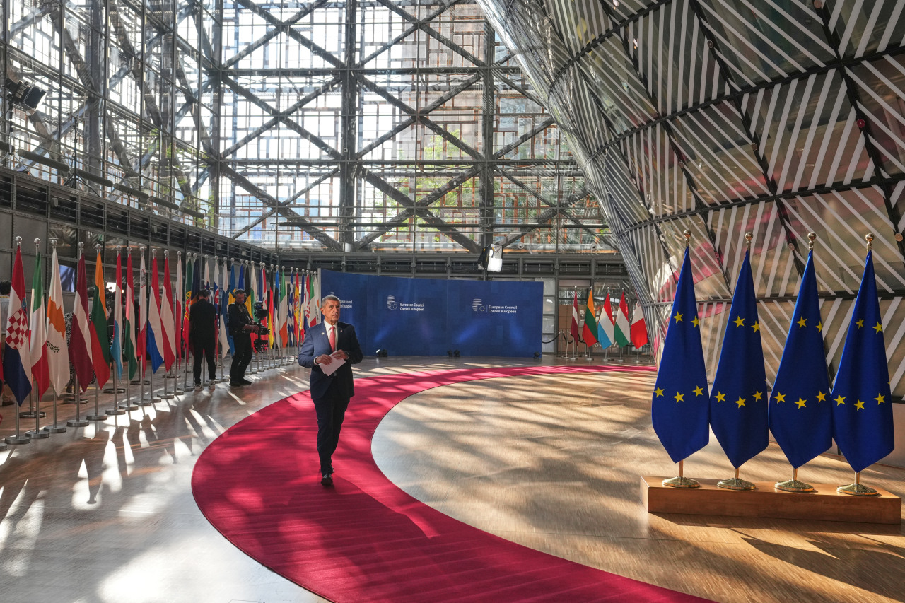 You are currently viewing European leaders are grappling with how to stem a flood of Chinese exports hammering their industries—and whether they are ready for a trade war with Beijing over the problem