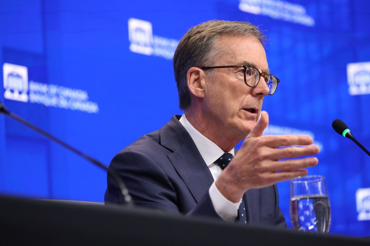 You are currently viewing Bank of Canada Gov. Macklem Warns of Excess Imbalances Amid Shifting Financial System