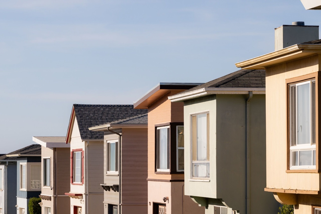 You are currently viewing High interest rates and a chronic shortage of inventory have pushed the U.S. housing market to a breaking point. In this podcast series, we examine the strategies emerging to solve the country’s housing shortfall.