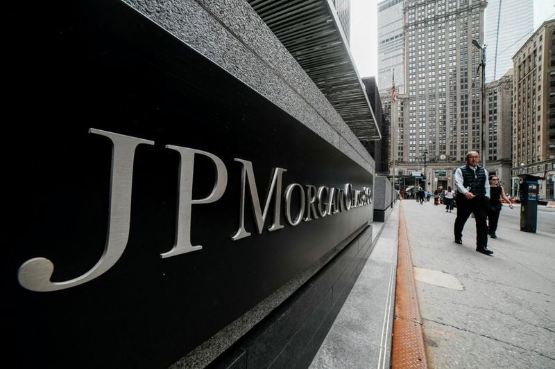 You are currently viewing JP Morgan says weaker demand may cap gold gains near-term, sees rebound in late 2026 and 2027