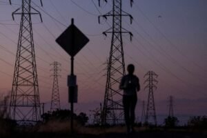 Read more about the article Largest US power grid PJM escalates emergency actions to avoid blackouts
