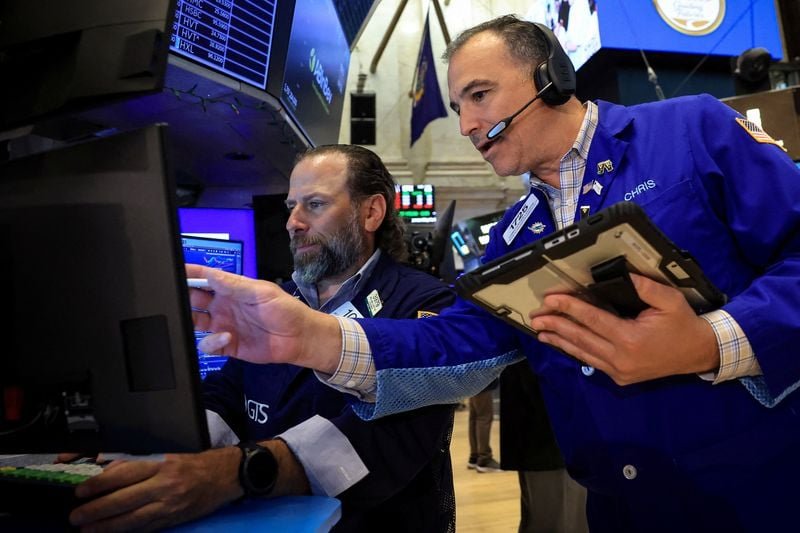 You are currently viewing Morning Bid: From payrolls to profits