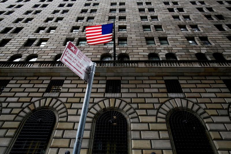 You are currently viewing Financial institutions’ health is key factor in bank runs, New York Fed research shows
