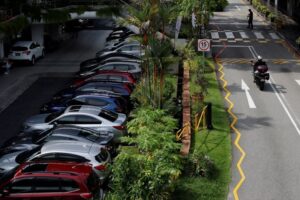 Read more about the article Cost of driving in Singapore soars as ownership certificates reach nearly $100,000