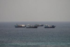 Read more about the article Trump says Strait of Hormuz open to commercial traffic