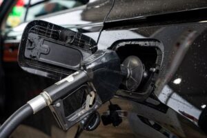 Read more about the article US drivers may soon see pump prices climb back up to $4