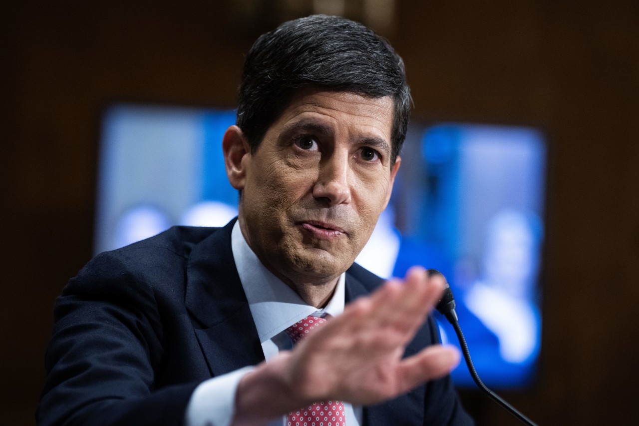You are currently viewing The Fed held interest rates steady on a 9-3 vote. Three voters wanted a rate increase, underscoring the pressure to act against inflation