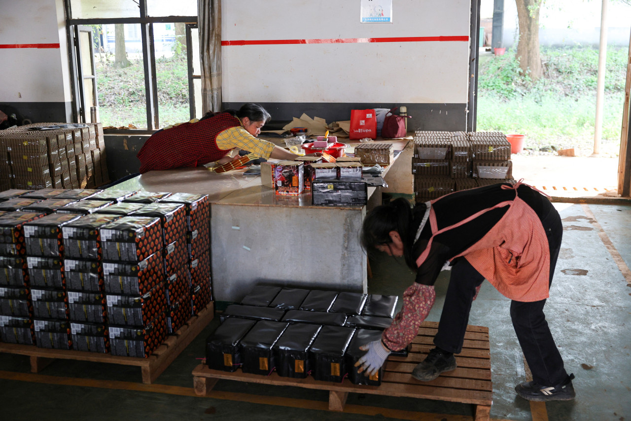You are currently viewing China Manufacturing Gauge Shows Slower Growth in Activity
