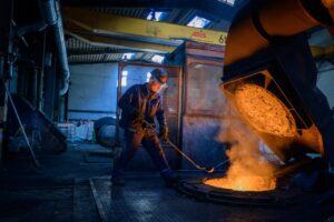 Read more about the article Germany’s midsize “Mittelstand” companies once thrived by making niche machines for factories everywhere. Now fierce competition from China is spreading panic among those manufacturers.