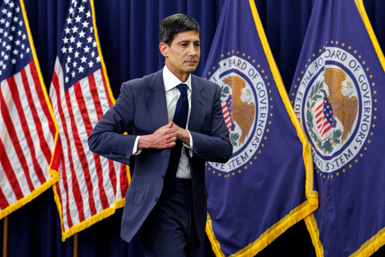 You are currently viewing Warsh’s first big call: whether to undo last year’s interest-rate cuts