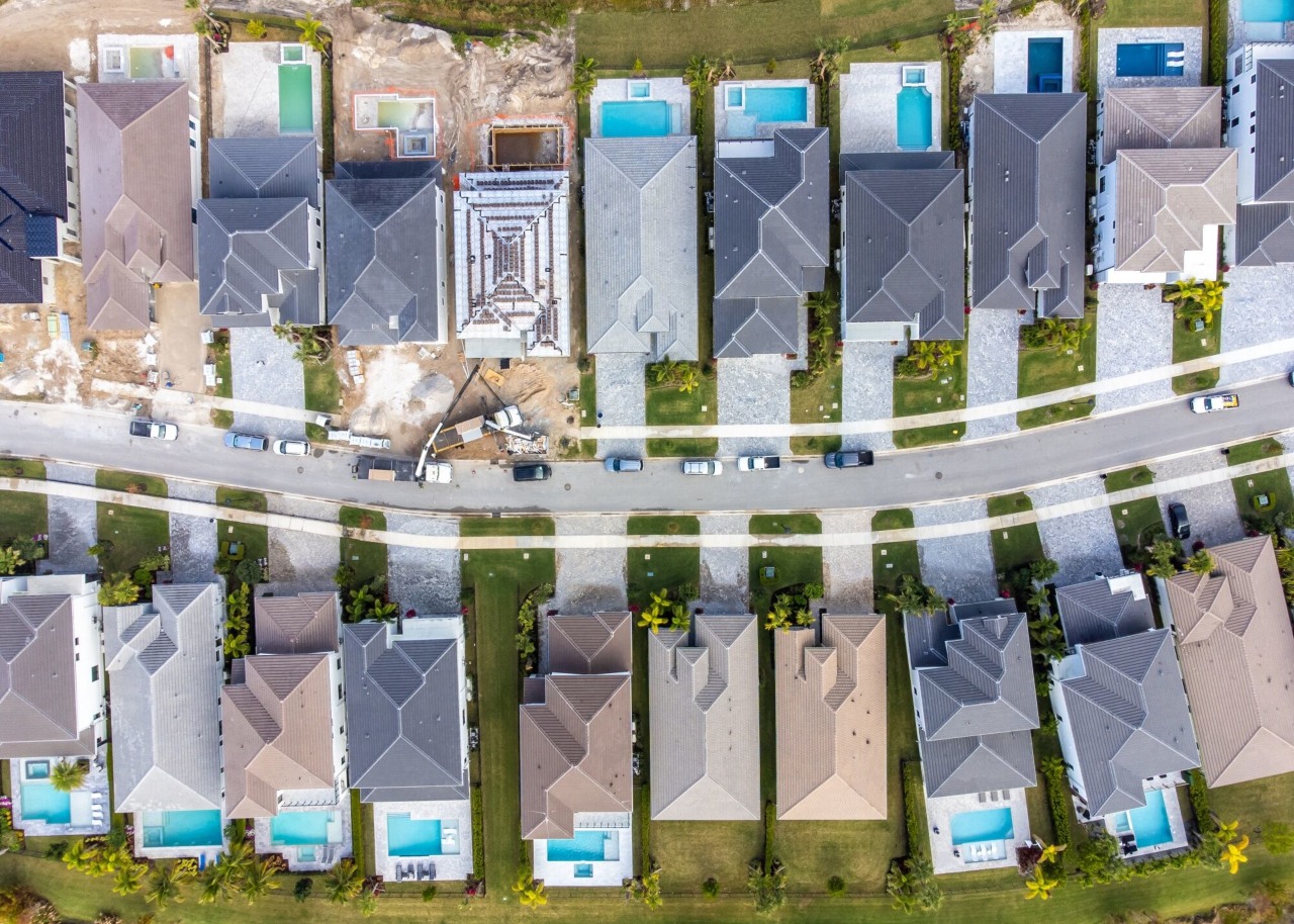 You are currently viewing Heard on the Street: A law aims to make Wall Street investors feel unwelcome in the market for existing homes—while urging them to build more