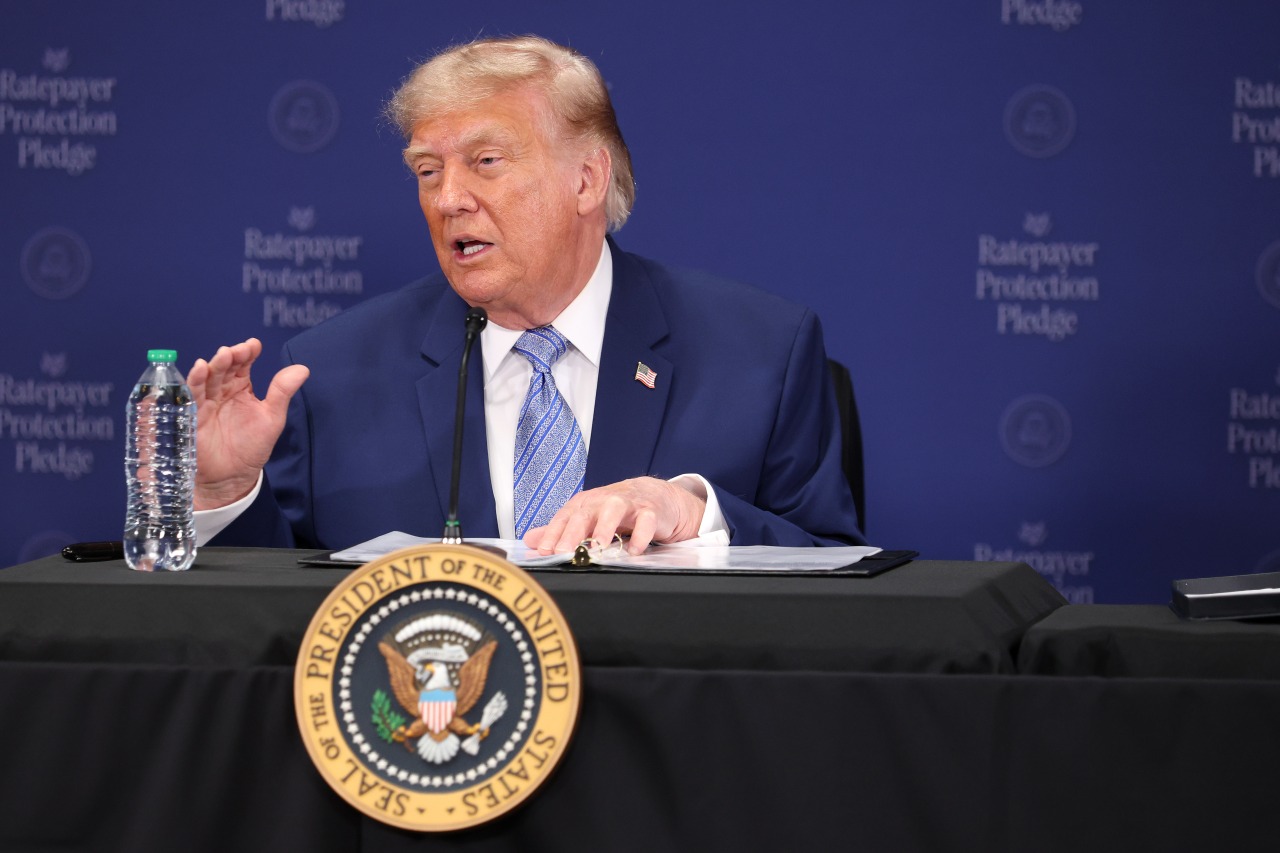You are currently viewing The U.S. will consider applying additional tariffs to goods from the European Union in response to fines the 27-nation bloc has levied against U.S. tech firms