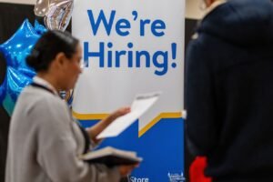 Read more about the article Canada Unemployment Rate Falls to 2-Year Low of 6.4% in July
