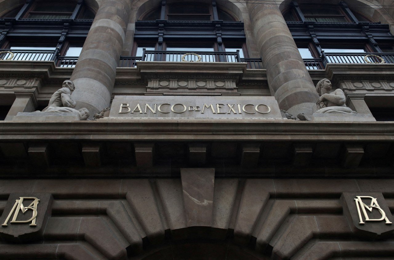 You are currently viewing Bank of Mexico Leaves Benchmark Interest Rate Unchanged