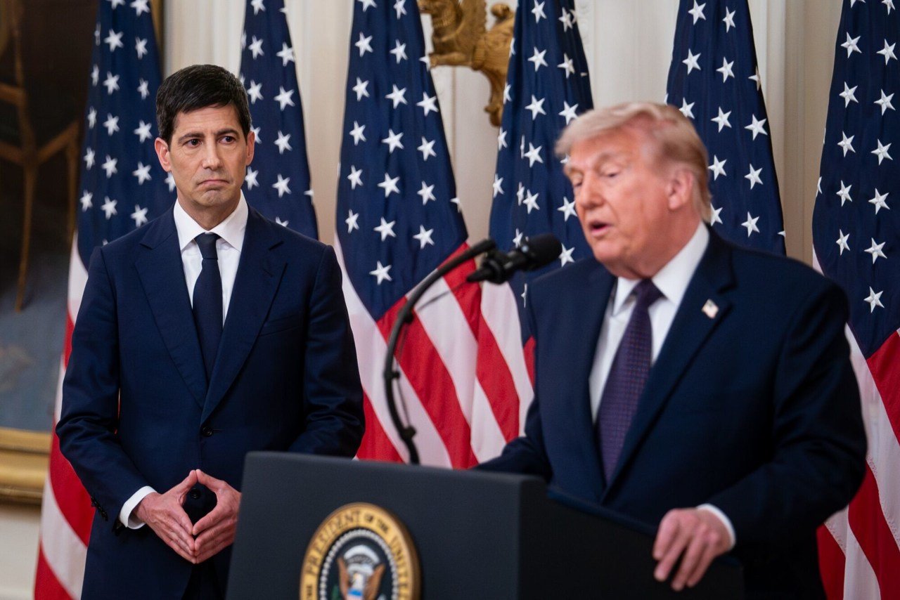 You are currently viewing Fed leader Kevin Warsh is facing the fight President Trump hoped he would avoid when he selected Warsh as the new central-bank chairman