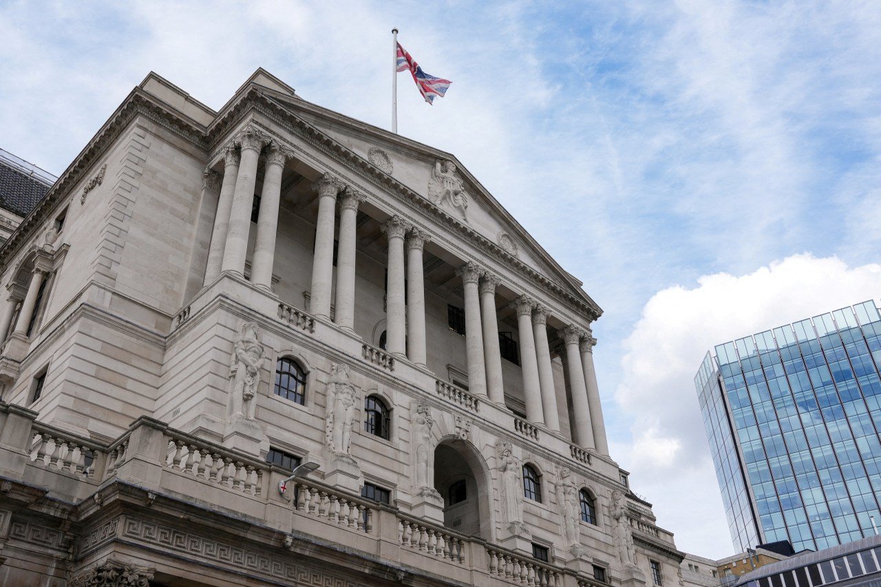You are currently viewing BOE Survey Points to Cooling Price Pressures