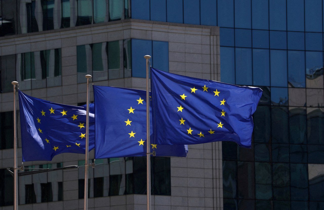 You are currently viewing Eurozone Business Confidence Slips