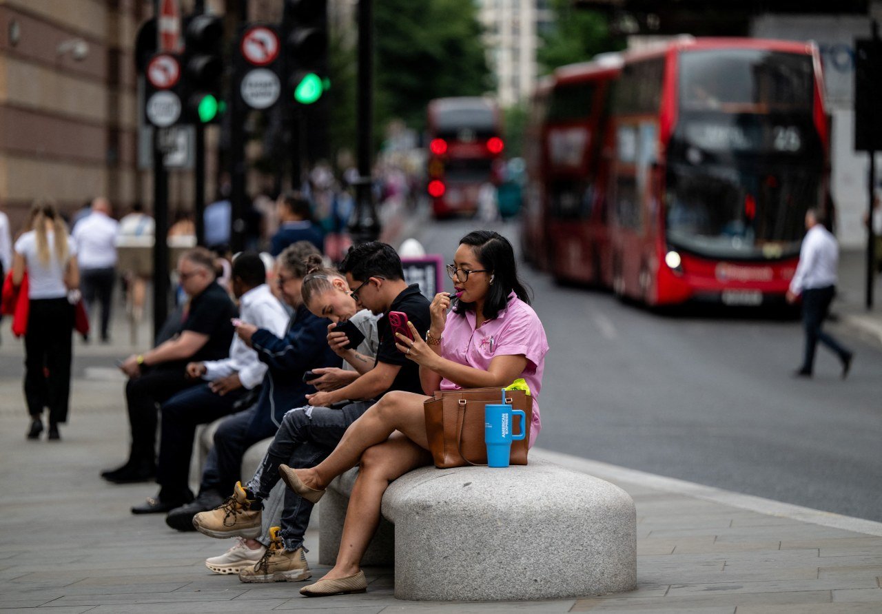 You are currently viewing U.K. Economy Unexpectedly Grew in July