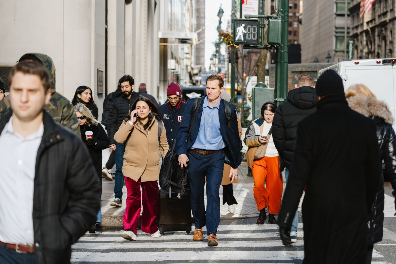 You are currently viewing Workers across all sectors are switching jobs about as infrequently as they were in the years when the job market was still clawing its way back from the 2008-09 financial crisis