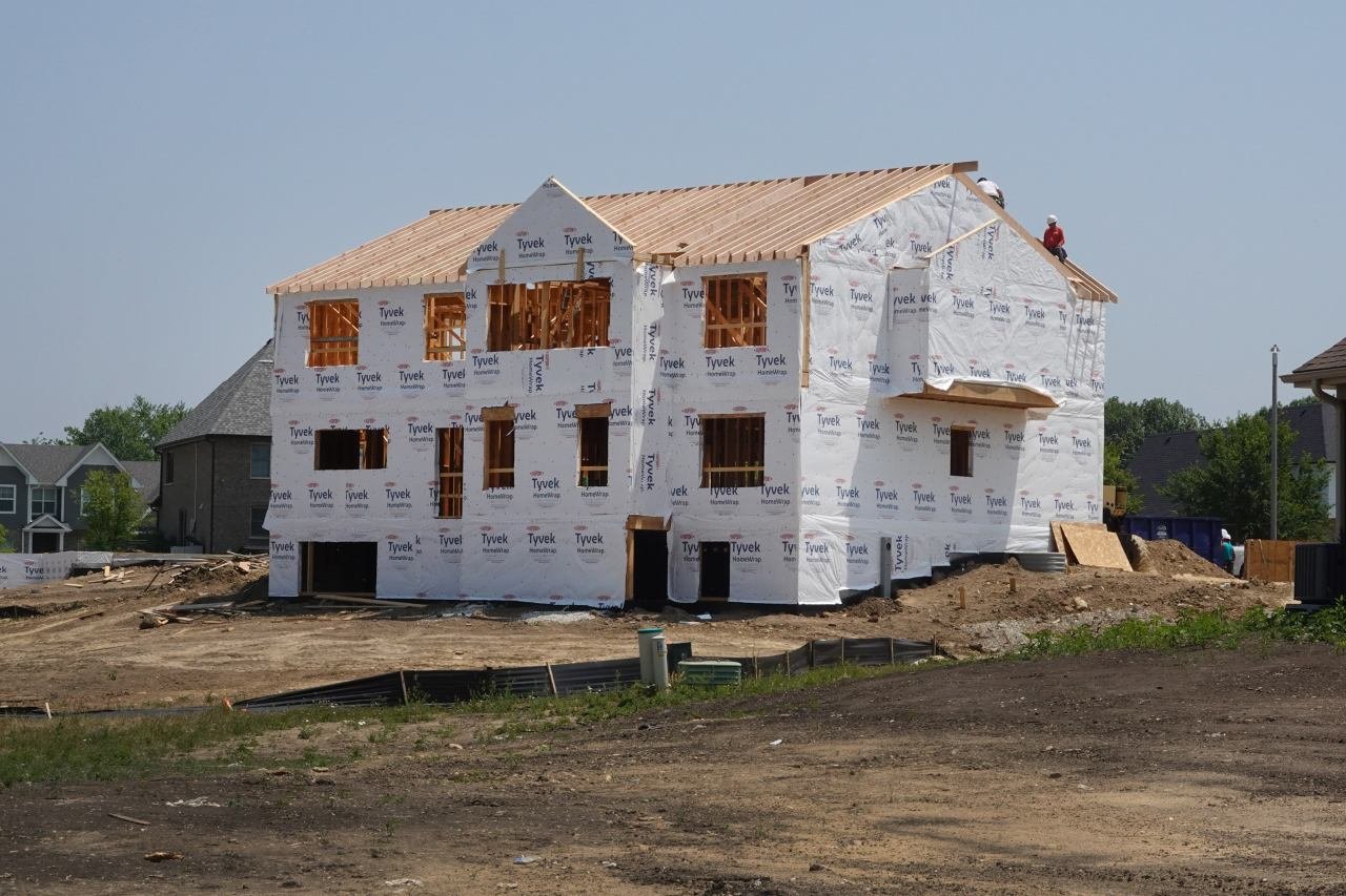You are currently viewing U.S. Housing Starts Fell in August