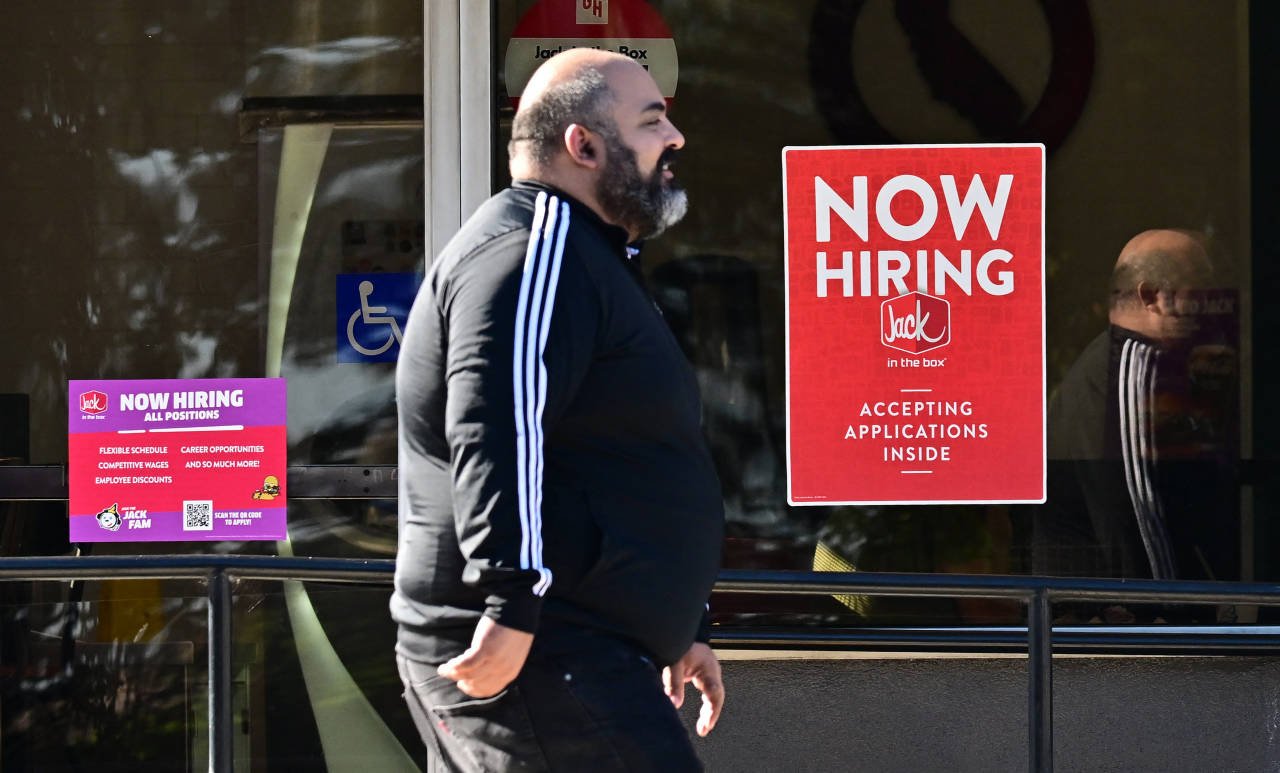 You are currently viewing ADP Says Private-Sector Hiring Picked Up in September