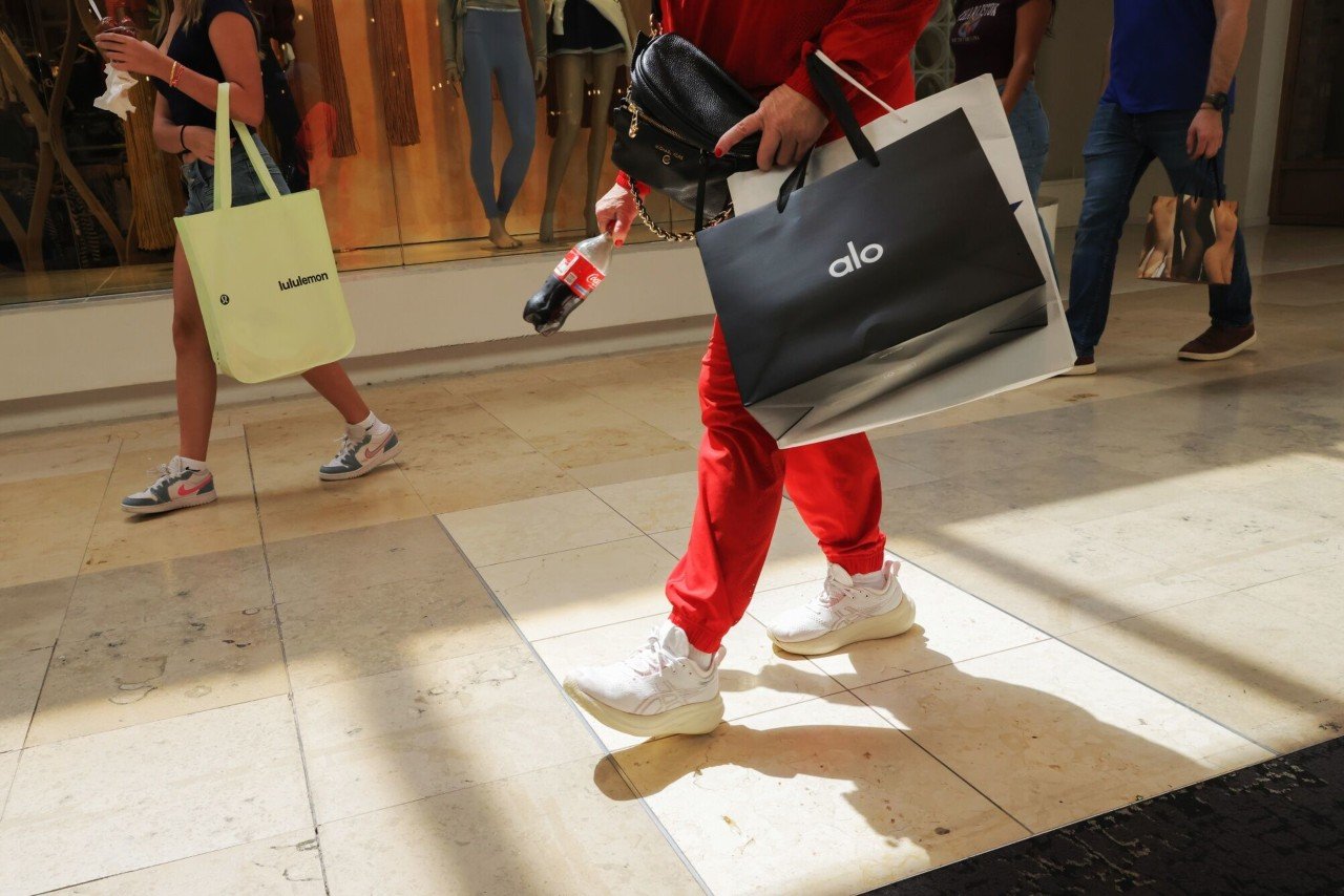 You are currently viewing The inflation rate held steady at 3.4% in August, the Labor Department said Friday