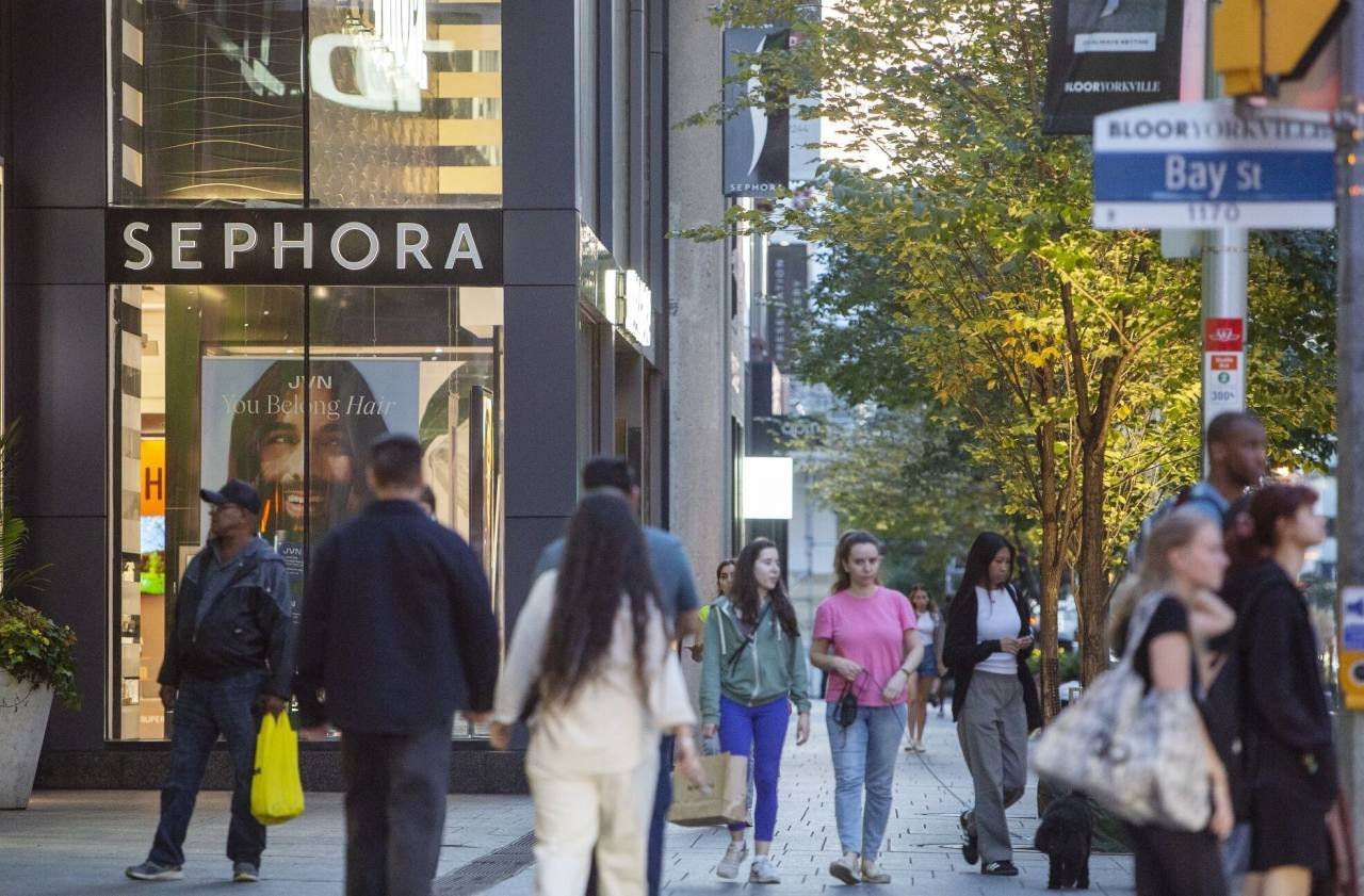 You are currently viewing Canada Retail Sales Recover Following First Fall of Year in July