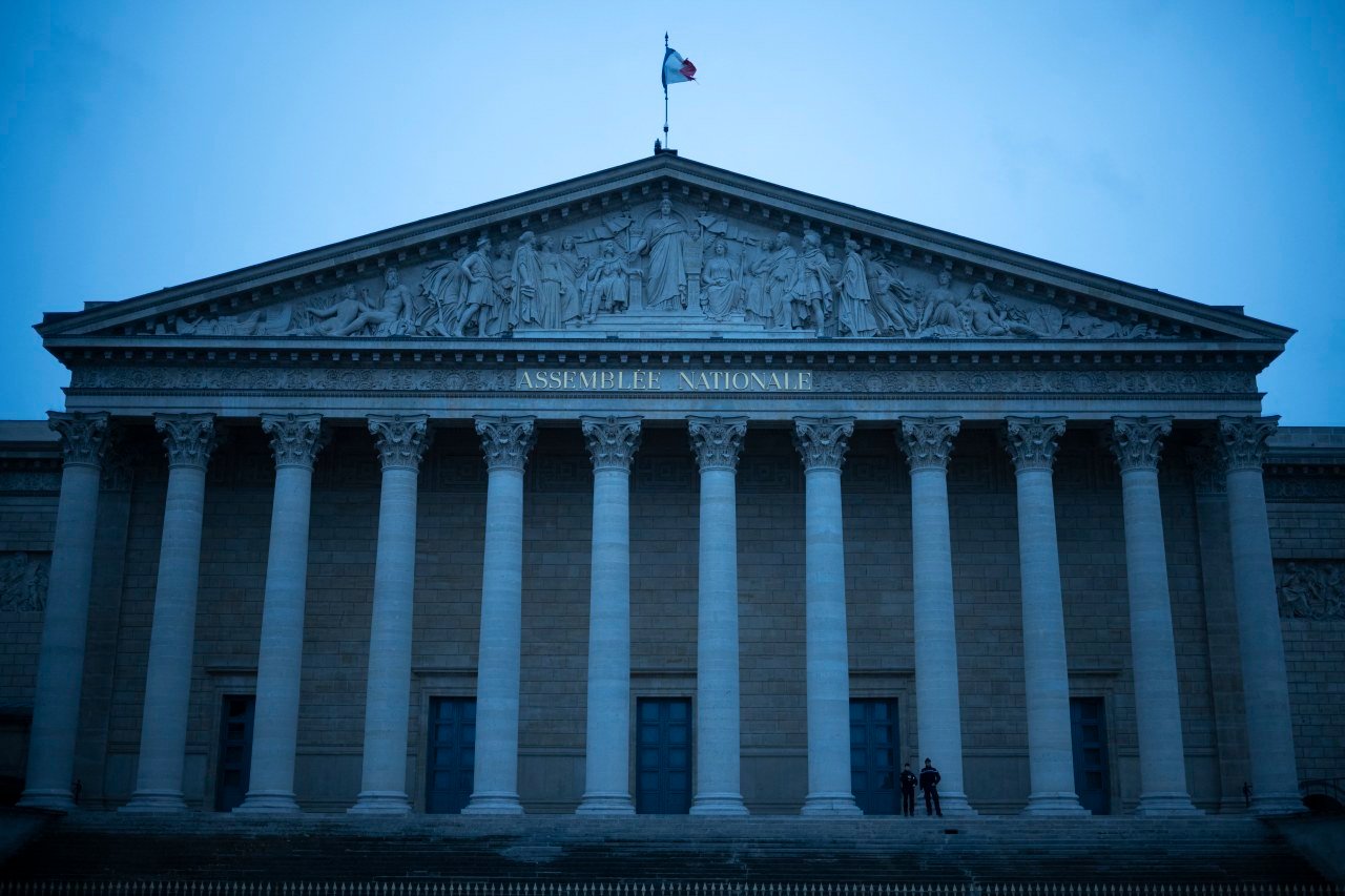 You are currently viewing Treasury Yields Little Changed, French Bonds Outperform