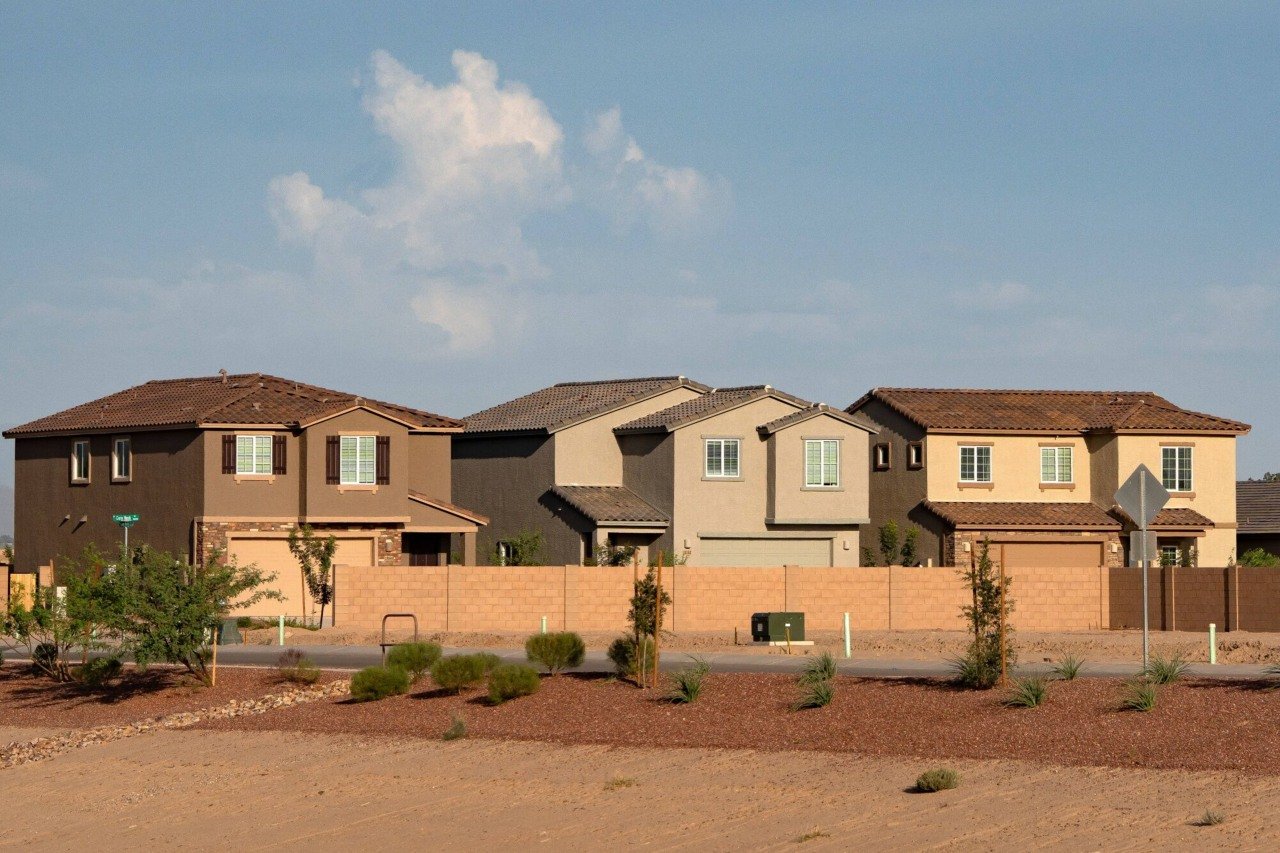 You are currently viewing Heard on the Street: Lennar and KB Home both say they are facing tougher competition from regular owners who are more motivated to sell