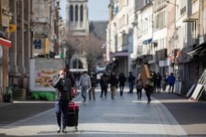 Read more about the article French Economy Shrinks as Debt Worries Mount