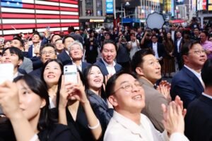 Read more about the article AI Investment Boom to Drive Fastest Global Trade Growth Since Financial Crisis, WTO Forecasts