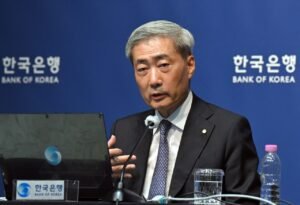 Read more about the article Bank of Korea Holds Rate Steady After Back-to-Back Hikes
